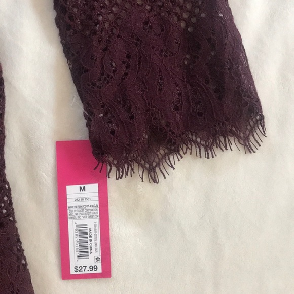 Beautiful long sleeved dress for fall/winter! - Picture 3 of 4